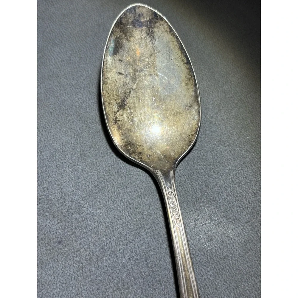 VTG 1946‎ Queen Bess II Tudor Silver Plate Oneida Community 6